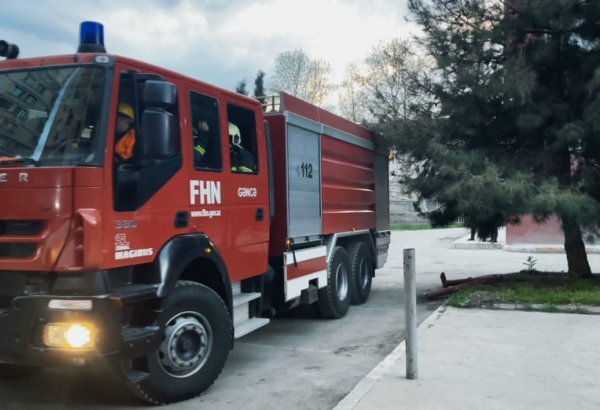 FHN Gəncədə şərti yanğın təlimi keçirib (FOTO/VİDEO)