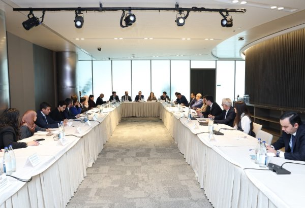 İslam İnkişaf Bankı Qrupunun İllik Toplantıları üzrə məlumat sessiyası keçirilib (FOTO)