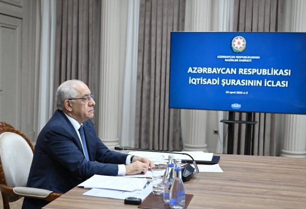 Əli Əsədov iclas keçirdi(FOTO)