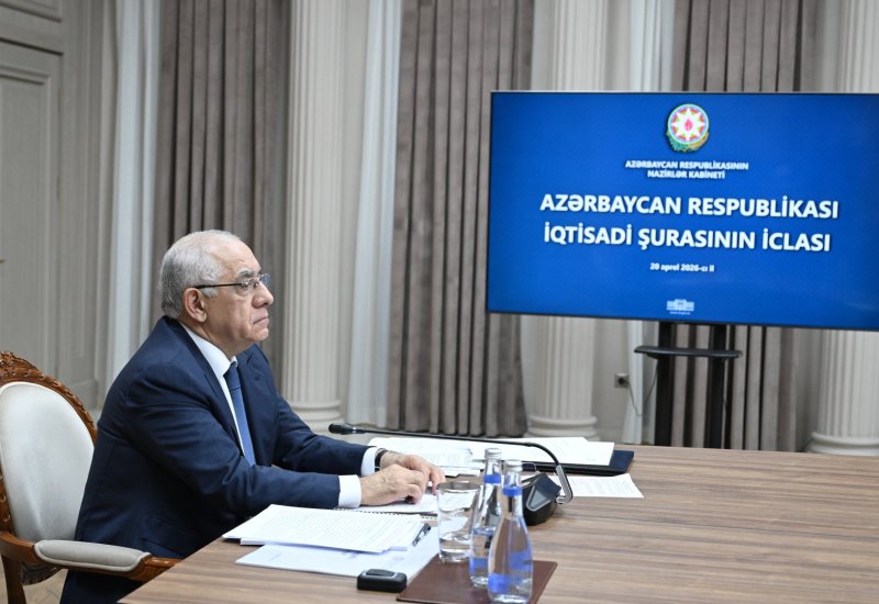 Əli Əsədov iclas keçirdi(FOTO)