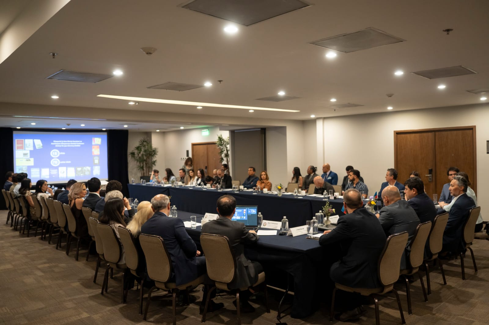 Meksikadakı Azərbaycan icması ilə görüş keçirilib (FOTO)