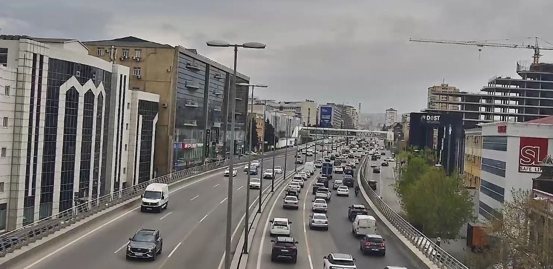 DİQQƏT: Bu yollarda tıxac var - SİYAHI (FOTO)