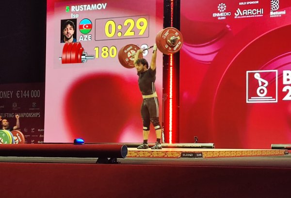 Azərbaycan ağırlıqqaldıranı Avropa çempionatında gümüş medal qazanıb