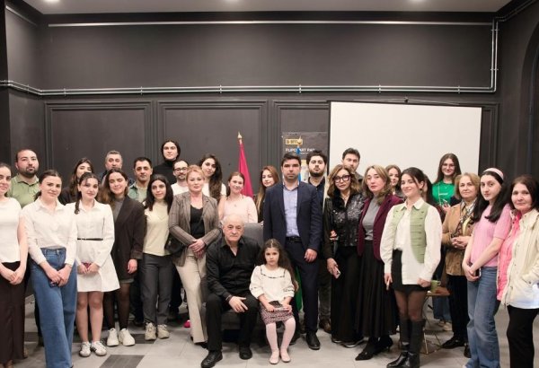 Fəxrəddin Manafov Macarıstan Azərbaycan Evinin qonağı olub (FOTO)