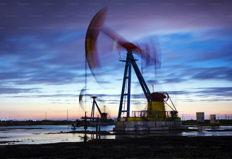 "Brent" markalı neftin qiyməti 3,5%-dən çox artıb