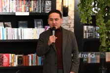 “Özünə sadiq ömür: Anarsız 15 il” - Anar Məmmədxanovun xatirəsinə həsr olunan tədbir keçirilib (FOTO)