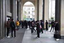 Metro nasazlığına görə xəttə əlavə avtobuslar buraxıldı (FOTO/VİDEO) (YENİLƏNİB)