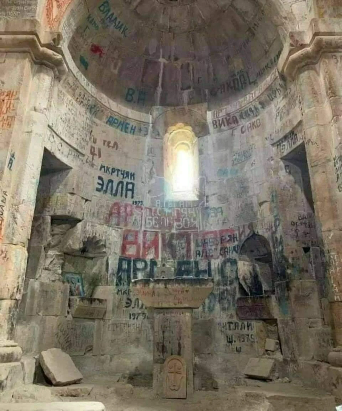 Mədəni yaddaşın hədəfə alınması və tarixi reallıqlar: Ermənistanın dağıntı siyasəti fonunda Azərbaycanın əsaslandırılmış mövqeyi (FOTO)