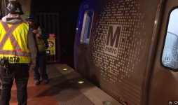 Vaşinqtonda metroda qəza - Çoxlu yaralı var (FOTO)