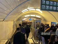 Bakı metrosunda sıxlıq yarandı (FOTO)