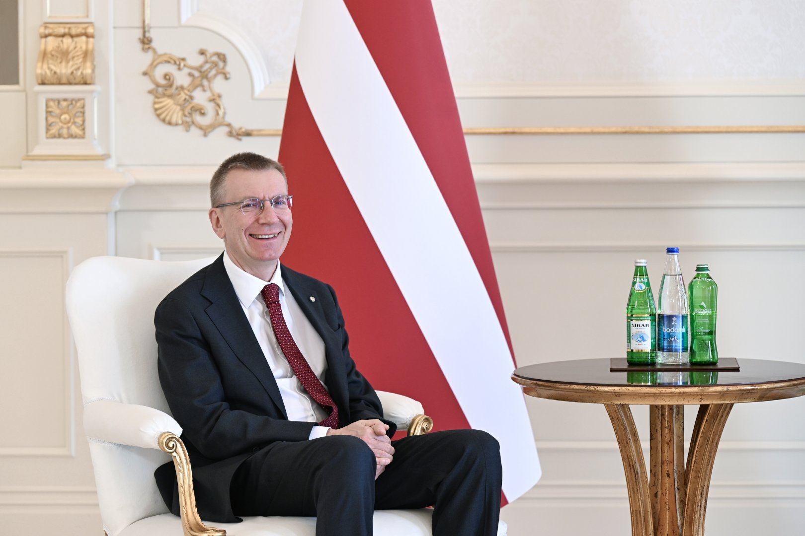 Prezident İlham Əliyevin Latviya Prezidenti ilə təkbətək görüşü olub (FOTO/VİDEO)