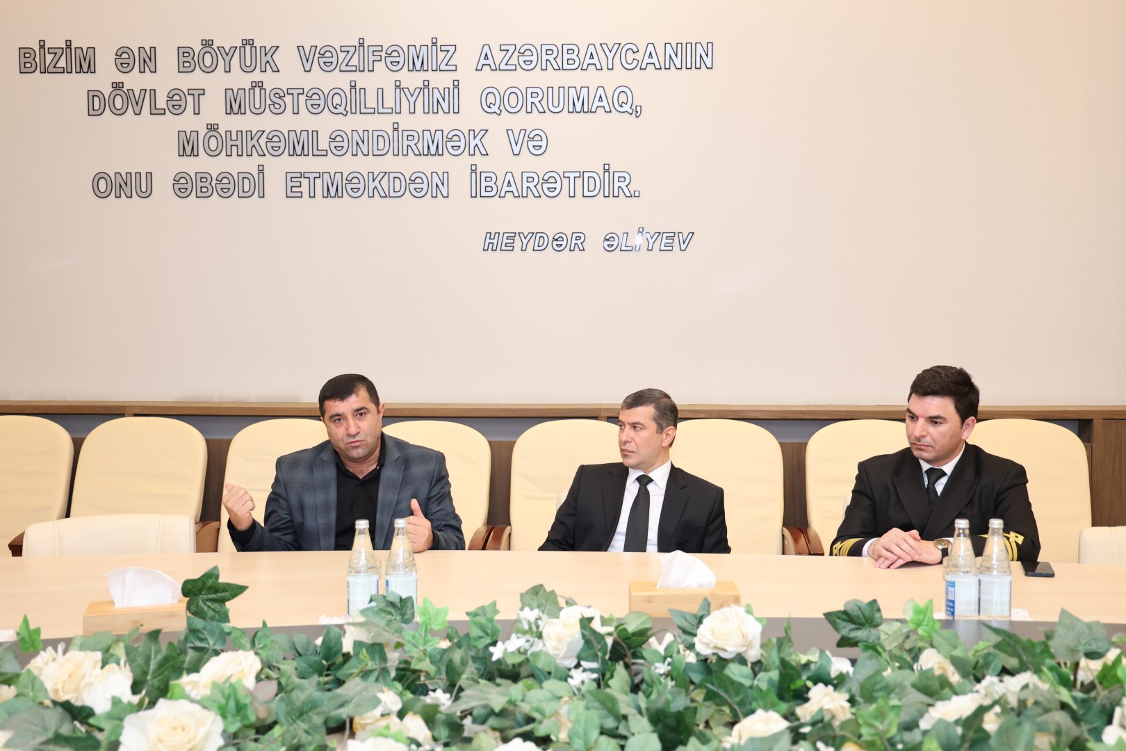 Dövlət Dəniz və Liman Agentliyində gəmi heyətinin idarəetmə səviyyəsində çalışan dənizçilərlə görüş keçirilib (FOTO)