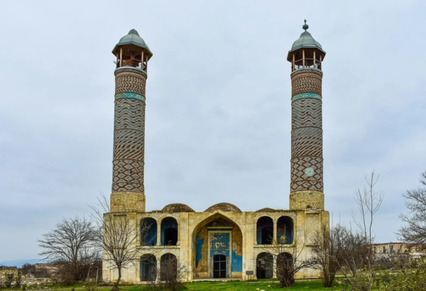 Keçmişdə erməni qəsbkarlarının həyata keçirdiyi kulturosid və urbisidin nəticələri obyektiv şəkildə dəyərləndirilməlidr – ŞƏRH (FOTO)