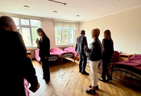 Bakıda yanğın olan məktəbdə yoxlama aparılıb (FOTO)