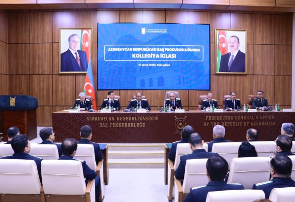 Baş Prokurorluqda geniş kollegiya iclası keçirilib (FOTO)