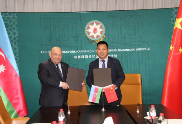 Gəncə avtomobil zavodu İB-i iki böyük Çin şirkəti ilə əməkdaşlıq sazişi imzaladı (FOTO)