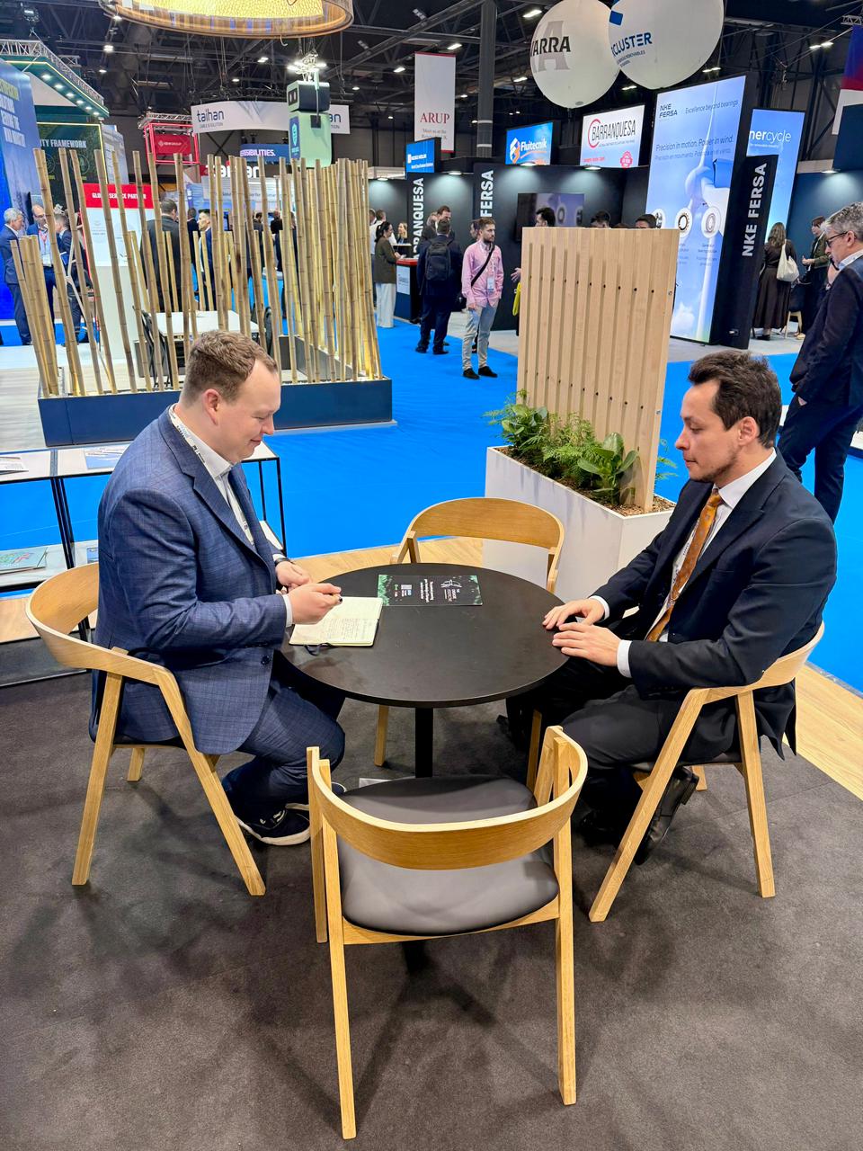 Azərbaycanın “yaşıl enerji” strategiyası İspaniyada beynəlxalq tədbirdə təqdim edilib (FOTO)