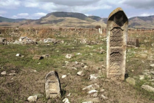 Ermənistan ərazisində Azərbaycanın mədəni irsinin silinməsi tarixi həqiqətləri aradan qaldırmaq məqsədi daşıyır – Şərh (FOTO)