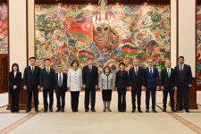 Sahibə Qafarova çinli nazirlə görüşdü (FOTO)