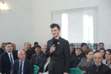 Xaçmazın Xanoba kəndində sakinlərin müraciətləri ilə bağlı konkret tapşırıqlar verilib (FOTO)