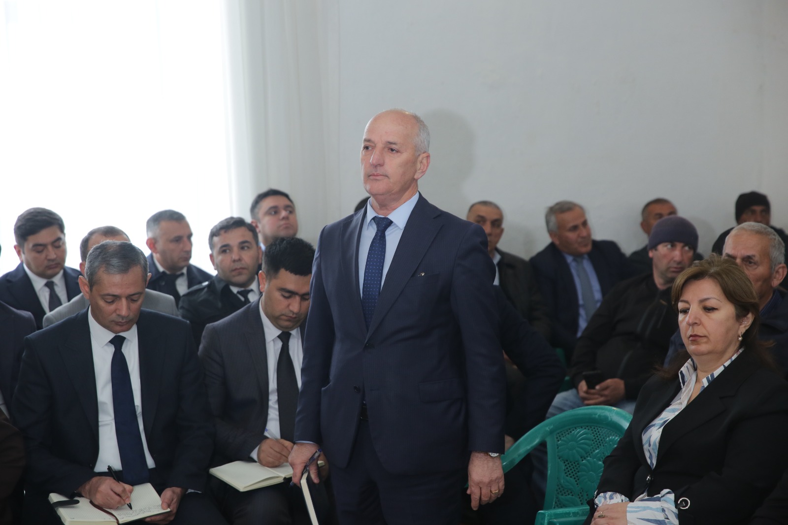 Xaçmazın Xanoba kəndində sakinlərin müraciətləri ilə bağlı konkret tapşırıqlar verilib (FOTO)