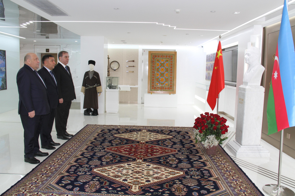 Gəncə avtomobil zavodu İB-i iki böyük Çin şirkəti ilə əməkdaşlıq sazişi imzaladı (FOTO)