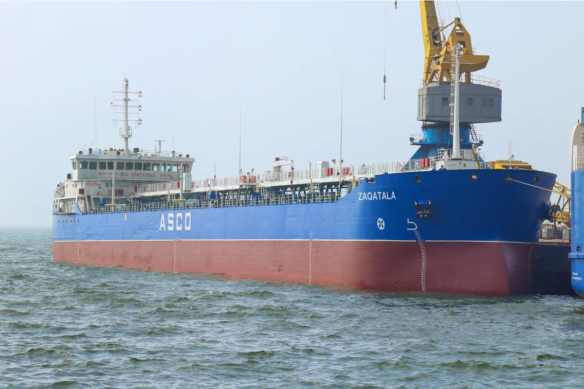 Azərbaycana məxsus 5 gəmi Avropa İttifaqının sanksiya siyahısından çıxarıldı (FOTO)