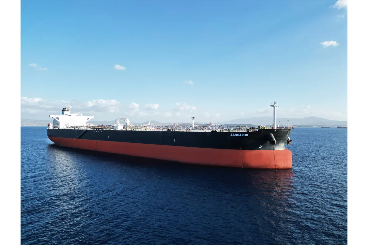 Azərbaycana məxsus 5 gəmi Avropa İttifaqının sanksiya siyahısından çıxarıldı (FOTO)