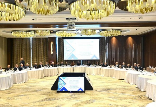 Bakıda Əqli mülkiyyət və süni intellekt mövzusunda dəyirmi masa keçirilib (FOTO) (YENİLƏNİB)