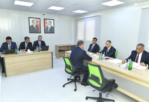 Rəşad Nəbiyev Kəlbəcərdə vətəndaşları qəbul edib (FOTO)
