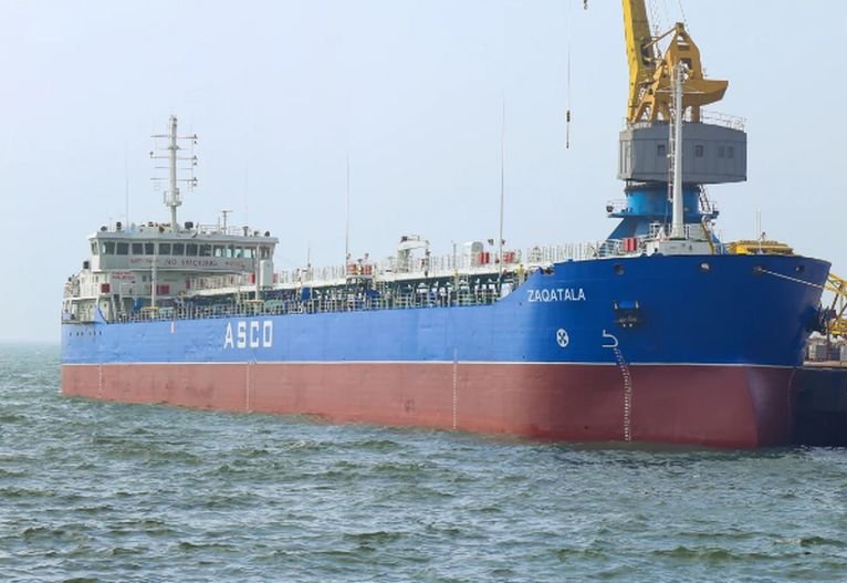 Azərbaycana məxsus 5 gəmi Avropa İttifaqının sanksiya siyahısından çıxarıldı (FOTO)