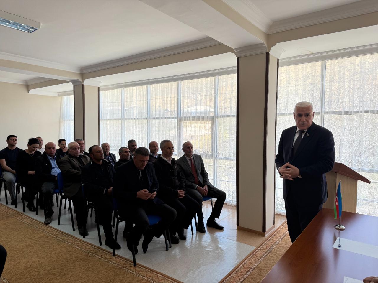 Milli Məclisin deputatı Vüqar Rəhimzadə Culfada seçiciləri ilə növbəti görüşünü keçirib (FOTO)