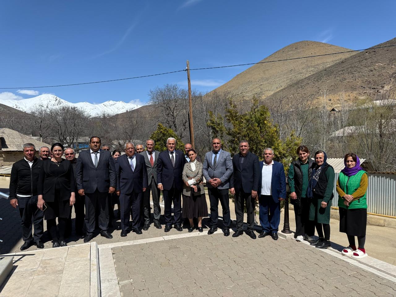 Milli Məclisin deputatı Vüqar Rəhimzadə Culfada seçiciləri ilə növbəti görüşünü keçirib (FOTO)