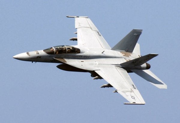 ABŞ BƏƏ-yə 12 ədəd F/A-18C/D qırıcıdan ibarət eskadrilya yerləşdirib