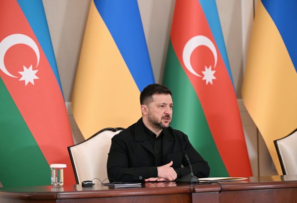 Volodimir Zelenski Rusiya ilə Ukrayna arasındakı danışıqların Azərbaycanda keçirilməsini təklif edib