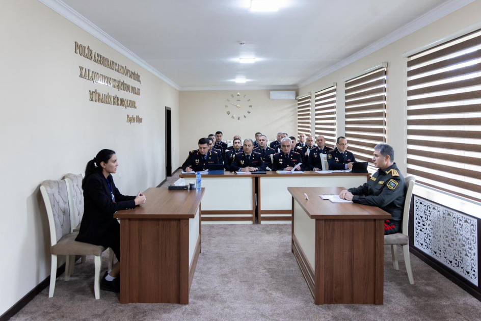 Daxili işlər naziri Göyçayda növbəti vətəndaş qəbulu keçirib (FOTO)