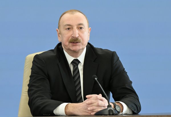 Prezident İlham Əliyev: Bu gün biz Şərq-Qərb nəqliyyat dəhlizinə geniş sərmayə yatırırıq (TAM ÇIXIŞ)