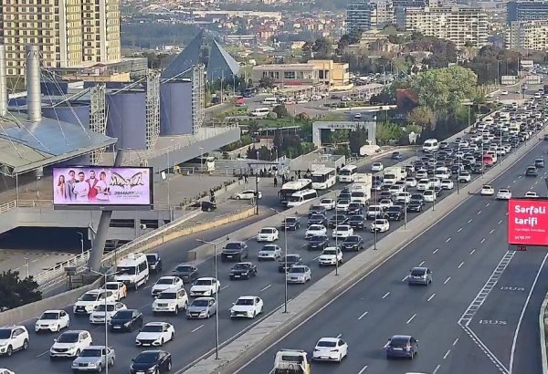 DİQQƏT: Bu yollarda tıxac var - SİYAHI (FOTO)