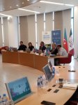 WUF13 ərəfəsində Bakıda jurnalistlər üçün növbəti məlumatlandırma sessiyası təşkil olunub (FOTO)