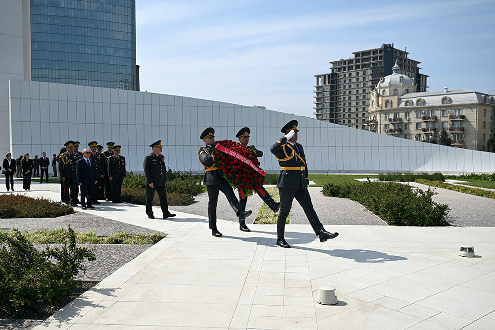 Türkiyənin Quru Qoşunları komandanı ölkəmizdə rəsmi səfərdədir (FOTO)