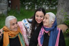 Leyla Əliyeva və Arzu Əliyeva Şəkidə tarixi-memarlıq abidələrinin bərpadan sonra açılışında iştirak ediblər (FOTO)