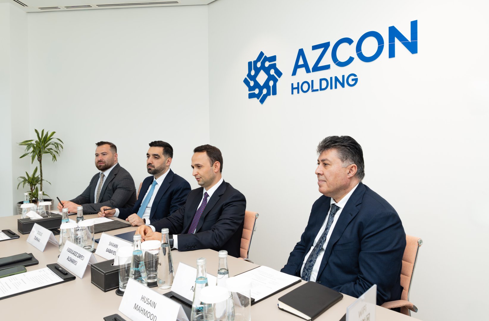 AZCON Holding-in icraçı direktoru Şahin Babayev “AD Ports Group”un regional icraçı direktoru ilə görüş keçirib (FOTO)