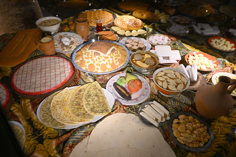 Leyla Əliyeva və Arzu Əliyeva Şəkidə tarixi-memarlıq abidələrinin bərpadan sonra açılışında iştirak ediblər (FOTO)