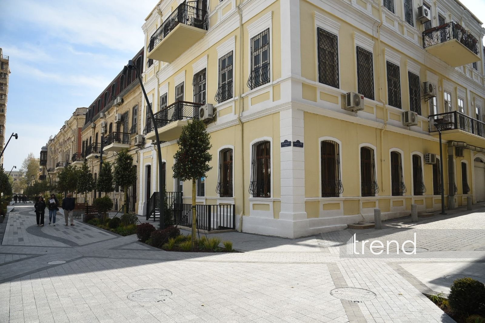 Bakının ən köhnə küçələrindən biri piyadalaşdırıldı (FOTO)