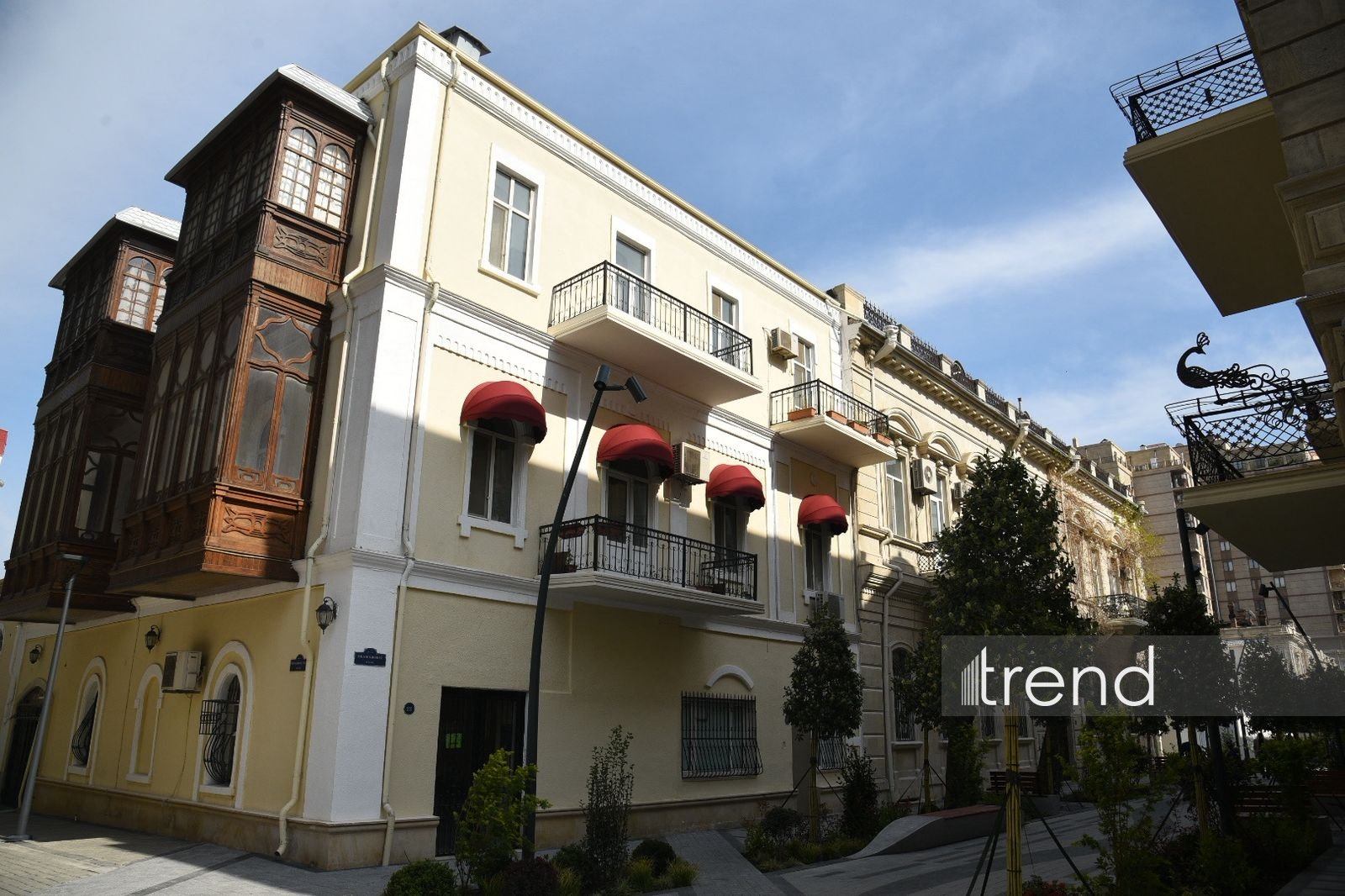 Bakının ən köhnə küçələrindən biri piyadalaşdırıldı (FOTO)