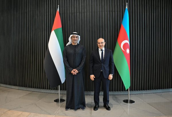 Azərbaycan və BƏƏ iqtisadi əməkdaşlığı müzakirə edilib