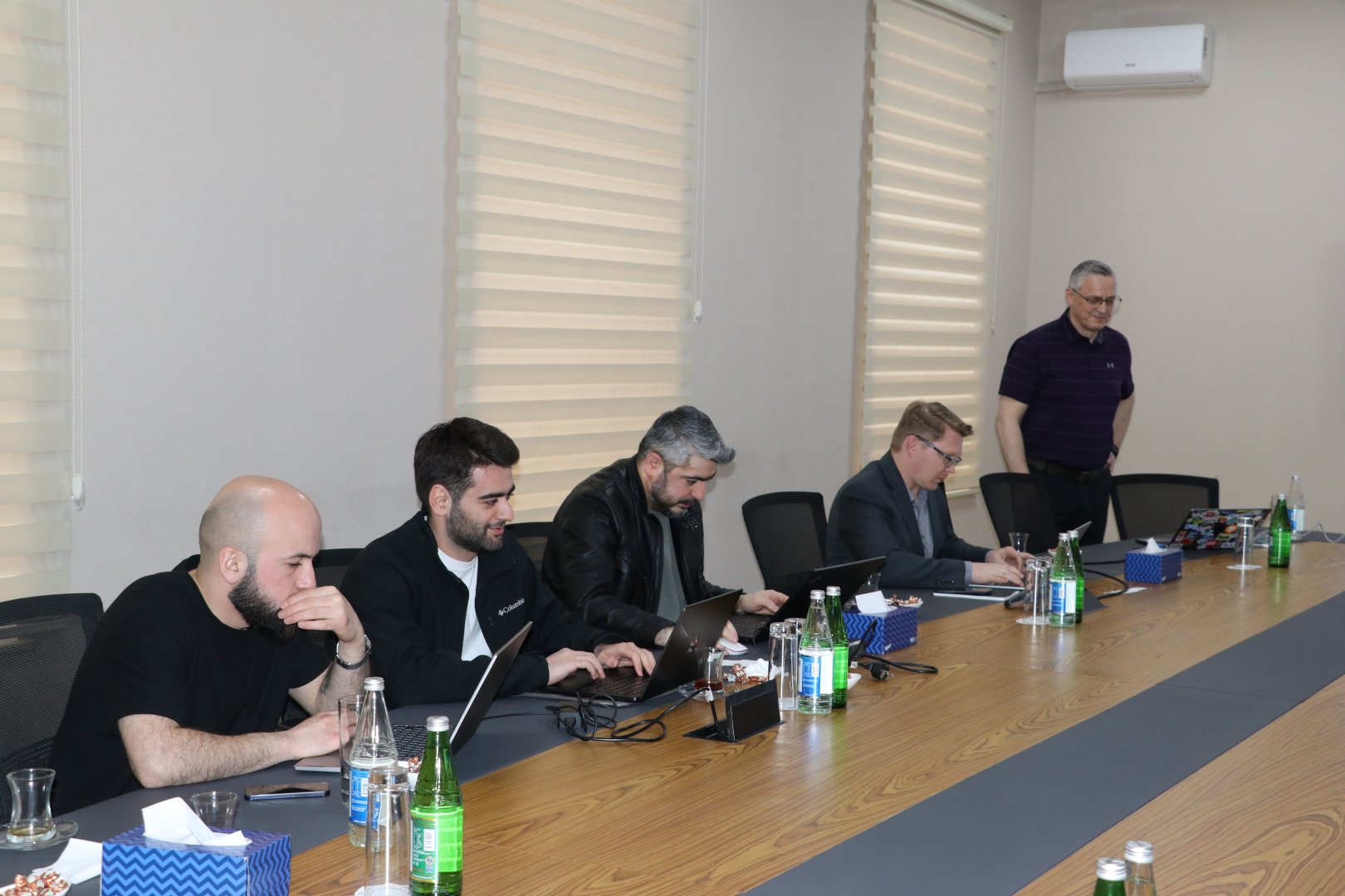 Bakıda domen ad sistemi təhlükəsizliyi üzrə beynəlxalq təlimlər keçirilir (FOTO)