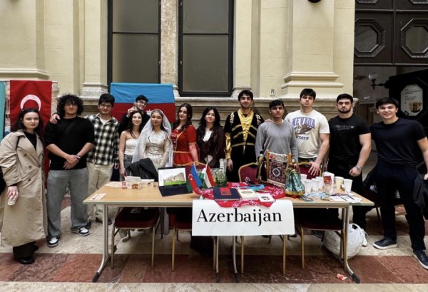 Budapeşt Korvinus Universitetində Azərbaycan guşəsi (FOTO)