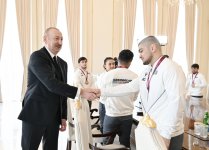 Prezident İlham Əliyev Avropa çempionatında komanda hesabında çempion olan güləşçiləri qəbul edib (FOTO) (YENİLƏNİB)