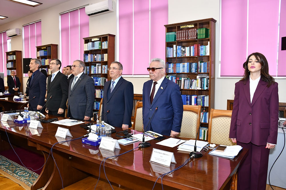 Bakı Biznes Universitetində Ulu Öndər Heydər Əliyevin anadan olmasının 103-cü ildönümünə həsr olunmuş beynəlxalq elmi-praktiki konfrans keçirilib